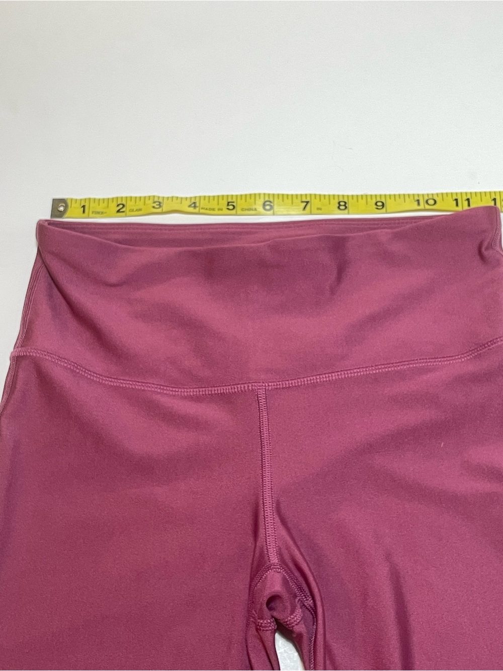 Under Armour Women's High-Waist Bike Shorts - Roseberry excellent condition - Picture 10 of 11